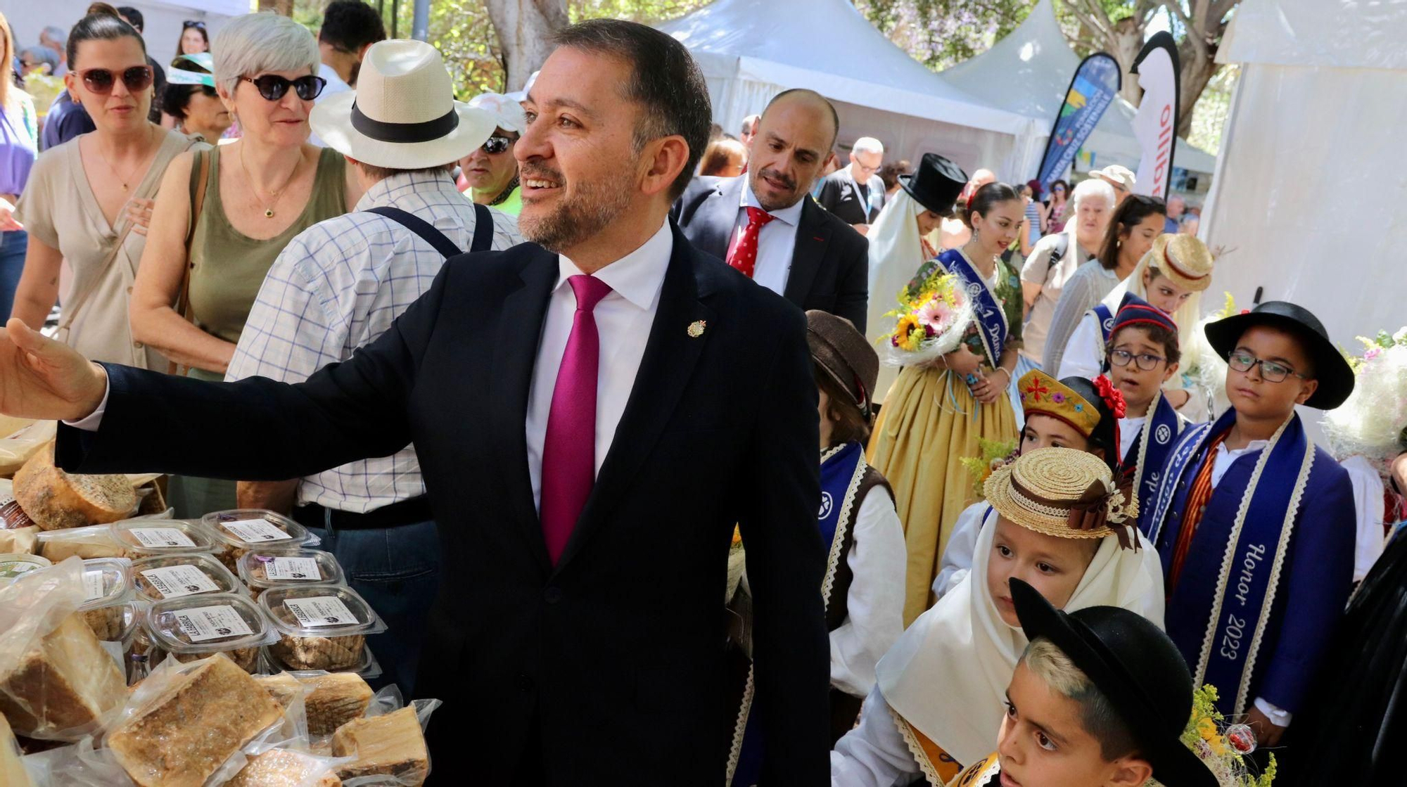 Inauguración de la exposición de flores y plantas del Parque García Sanabria