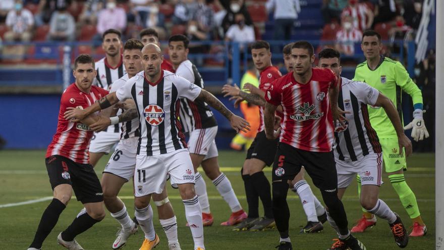 CD Badajoz, un visitante de lo más incómodo para el Zamora CF