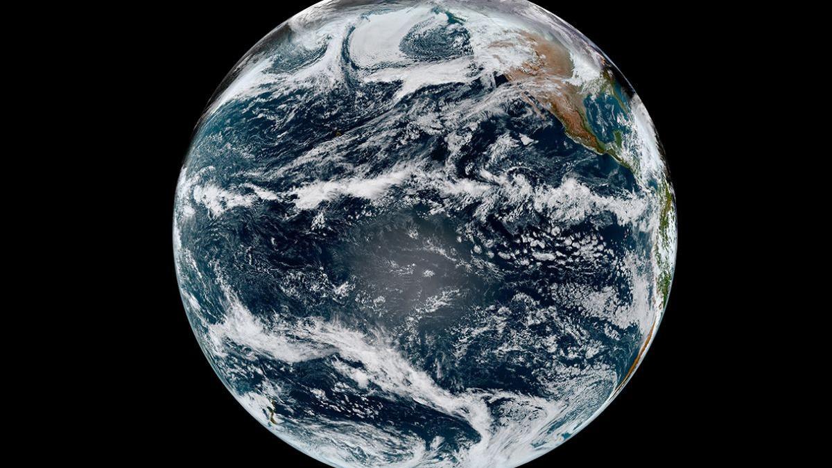 Una franja de nubes tropicales se ha reducido durante dos décadas, facilitando que más luz solar golpee la Tierra.