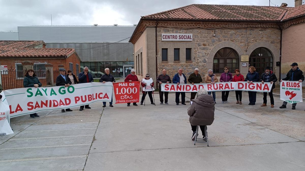 Concentración número 128 por la sanidad en Sayago