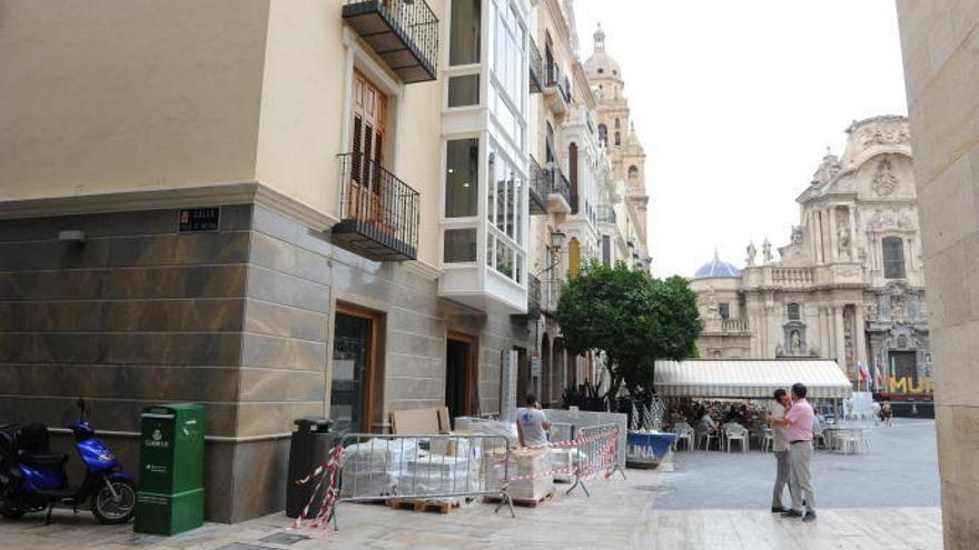 El Starbucks de la Plaza de Belluga ya tiene fecha de apertura