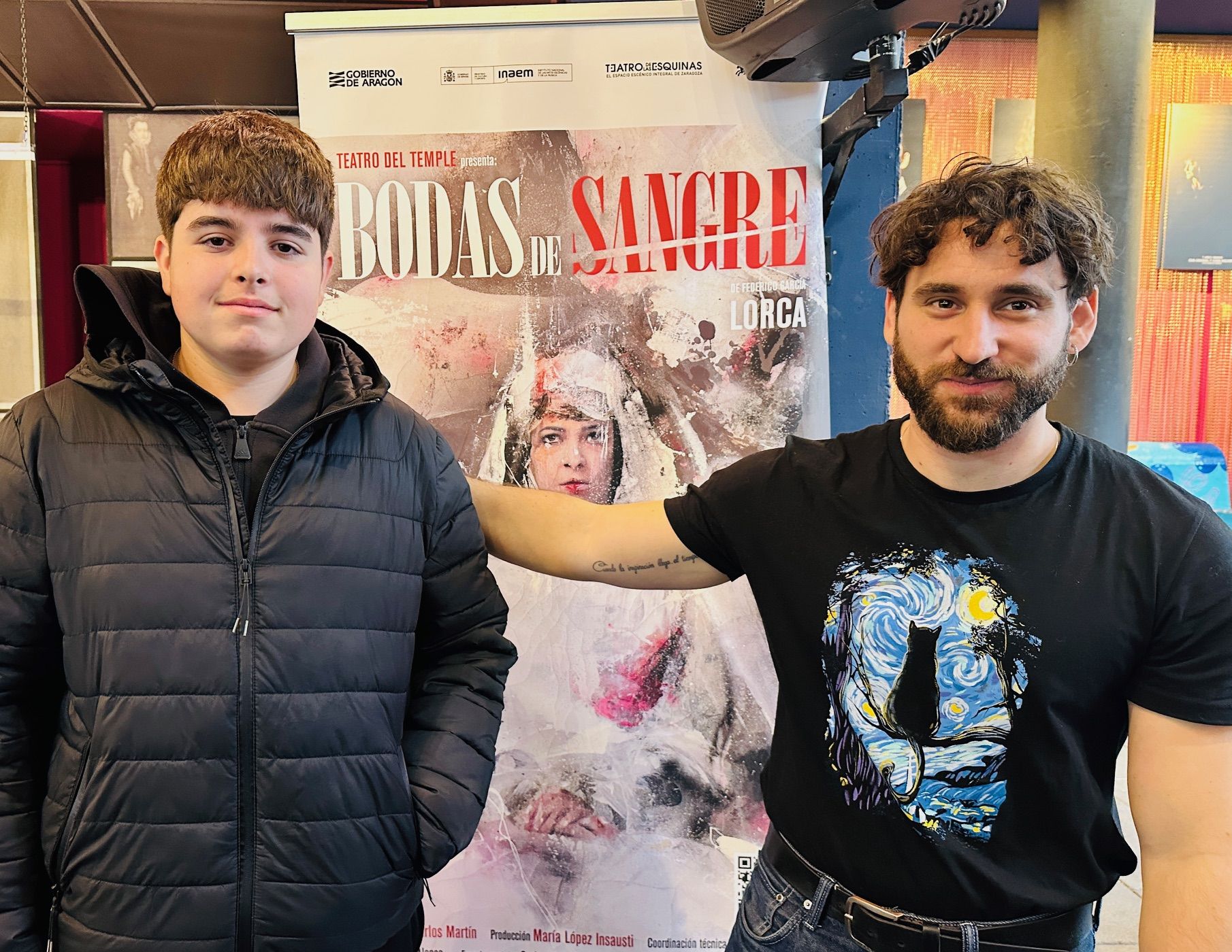 Un alumno del IES Azucarera entrevista al actor Lucas Casanova Goded
