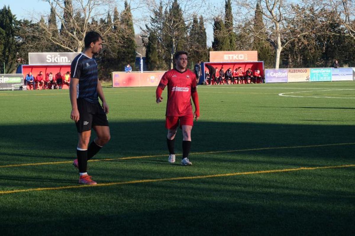 Pol Compte en una imatge de 2022 amb l'Empuriabrava.