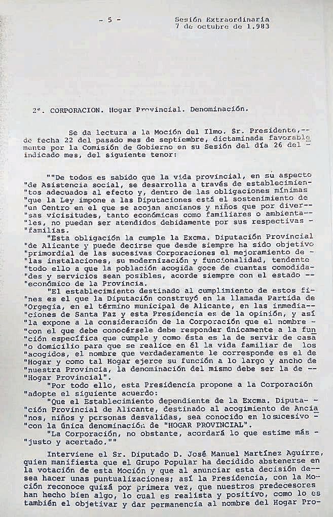 Acta del pleno en el que Valenzuela defendió que el nombre del Hogar no se dedicara a nadie.