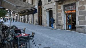 Bar Cosmopolita, en el paseo de Sant Joan.