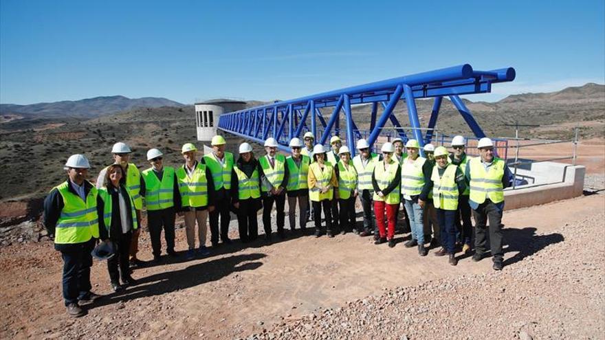 Las obras de la presa de Mularroya, a punto de alcanzar la corona