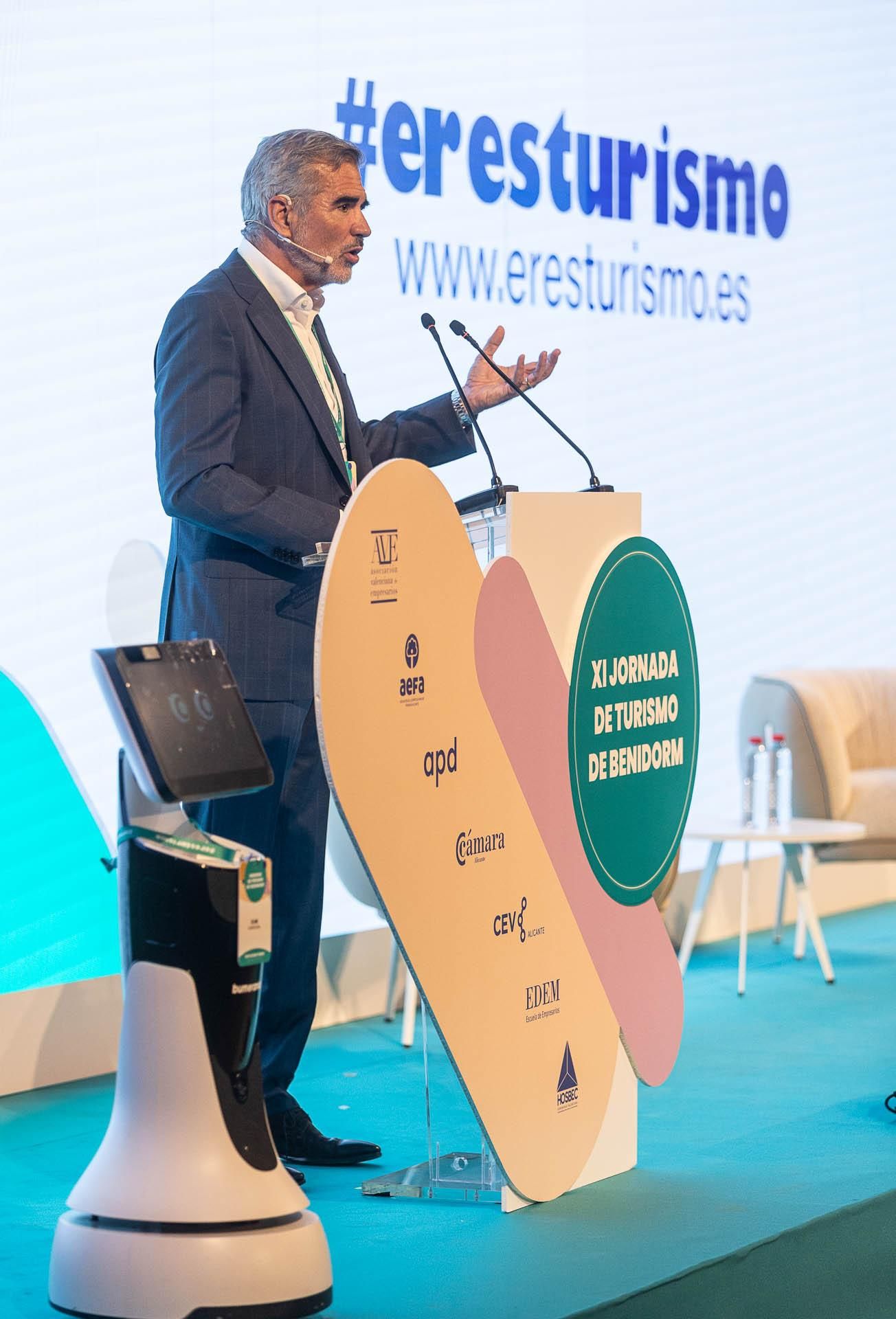 Los empresario cierran filas en defensa del turismo en las jornadas celebradas en Benidorm