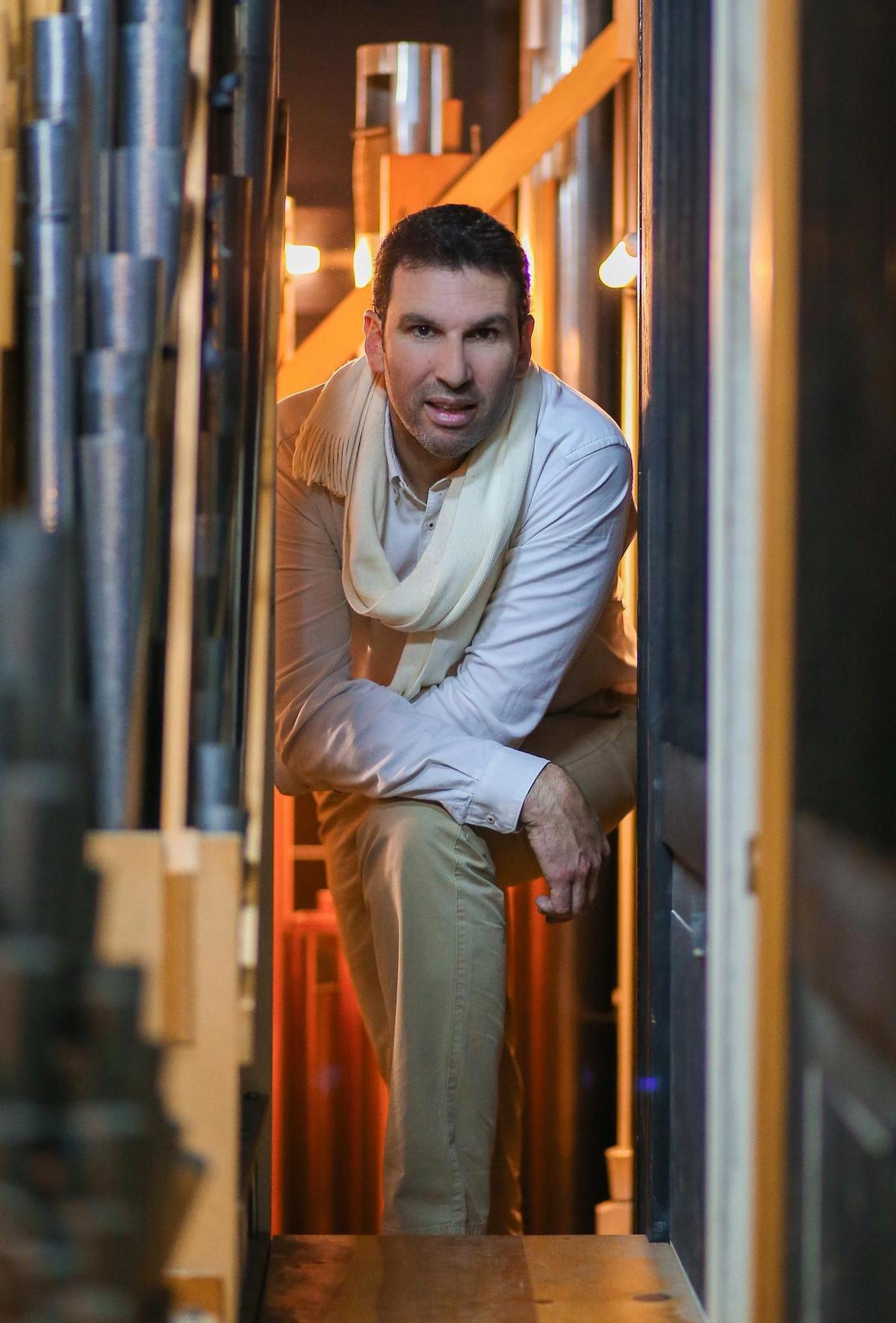 Arturo Barba.