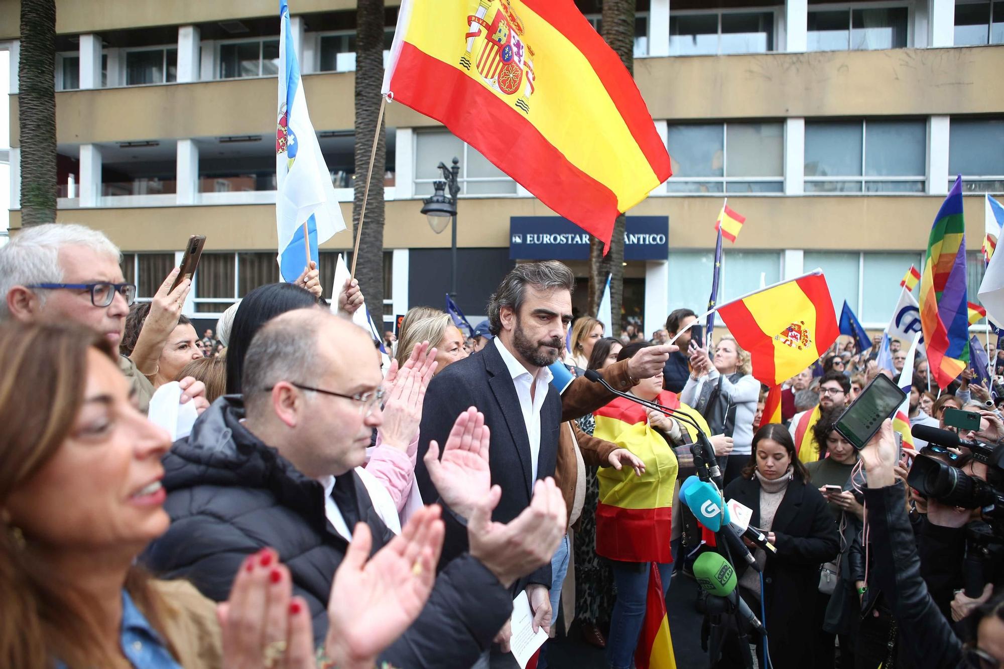 Miles de personas protestan en A Coruña contra la amnistía