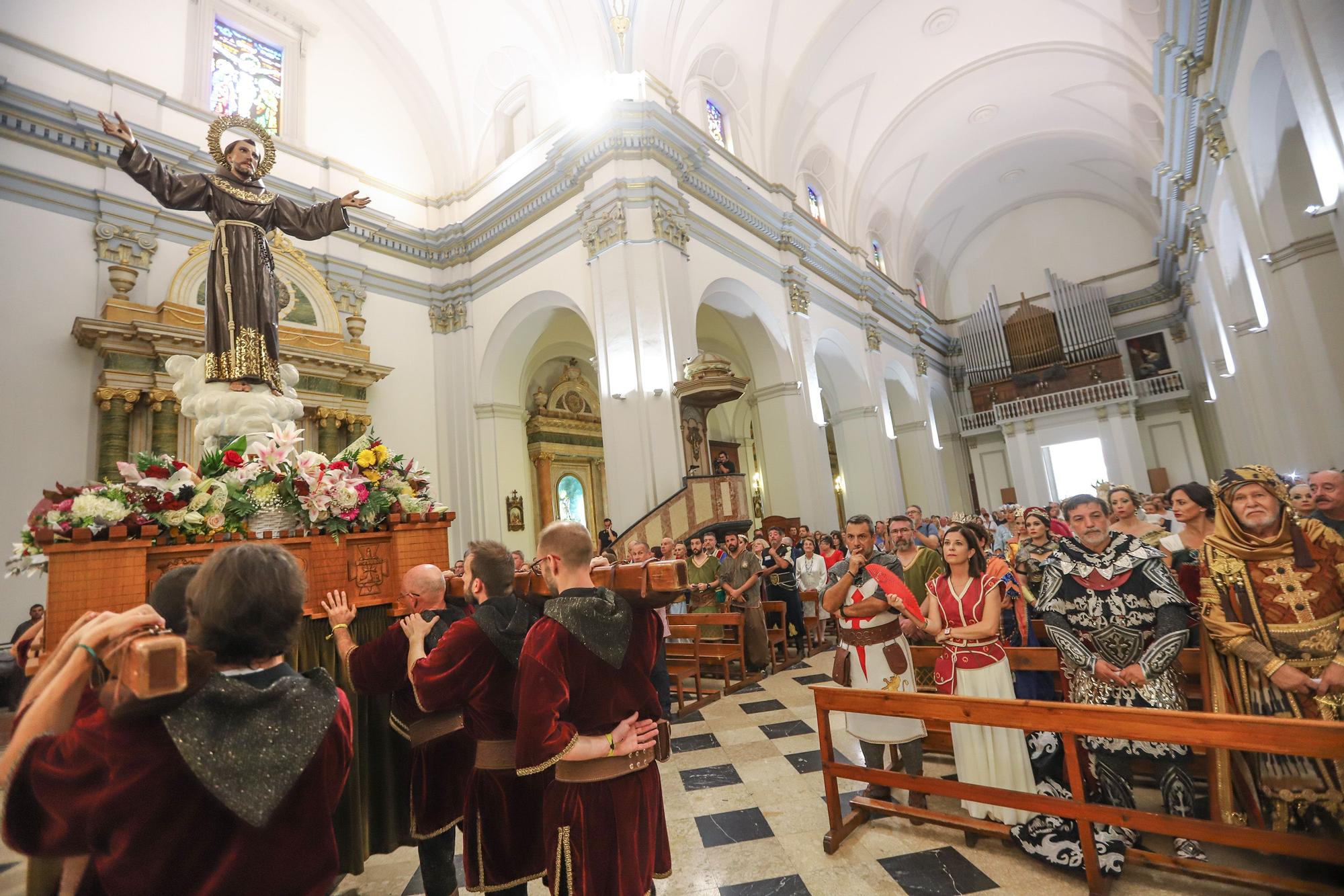 Ofrenda Floral en Crevillente