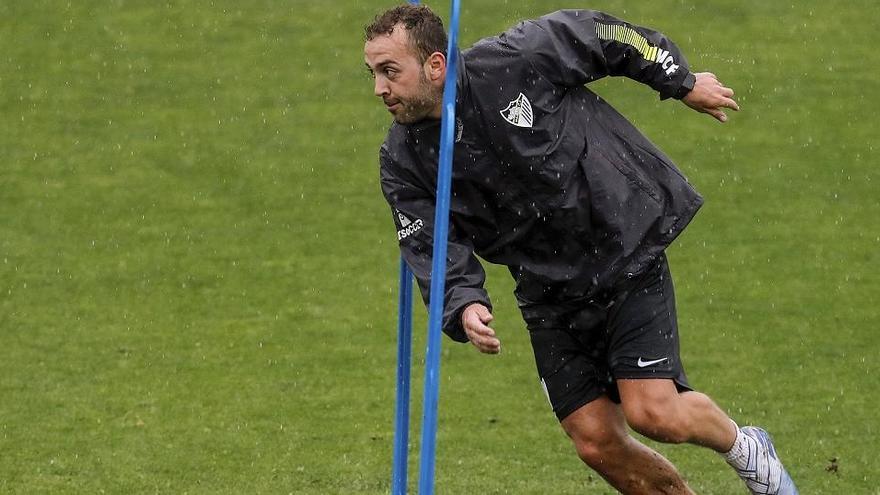 Keidi Bare, durante un entrenamiento de esta semana en La Rosaleda.