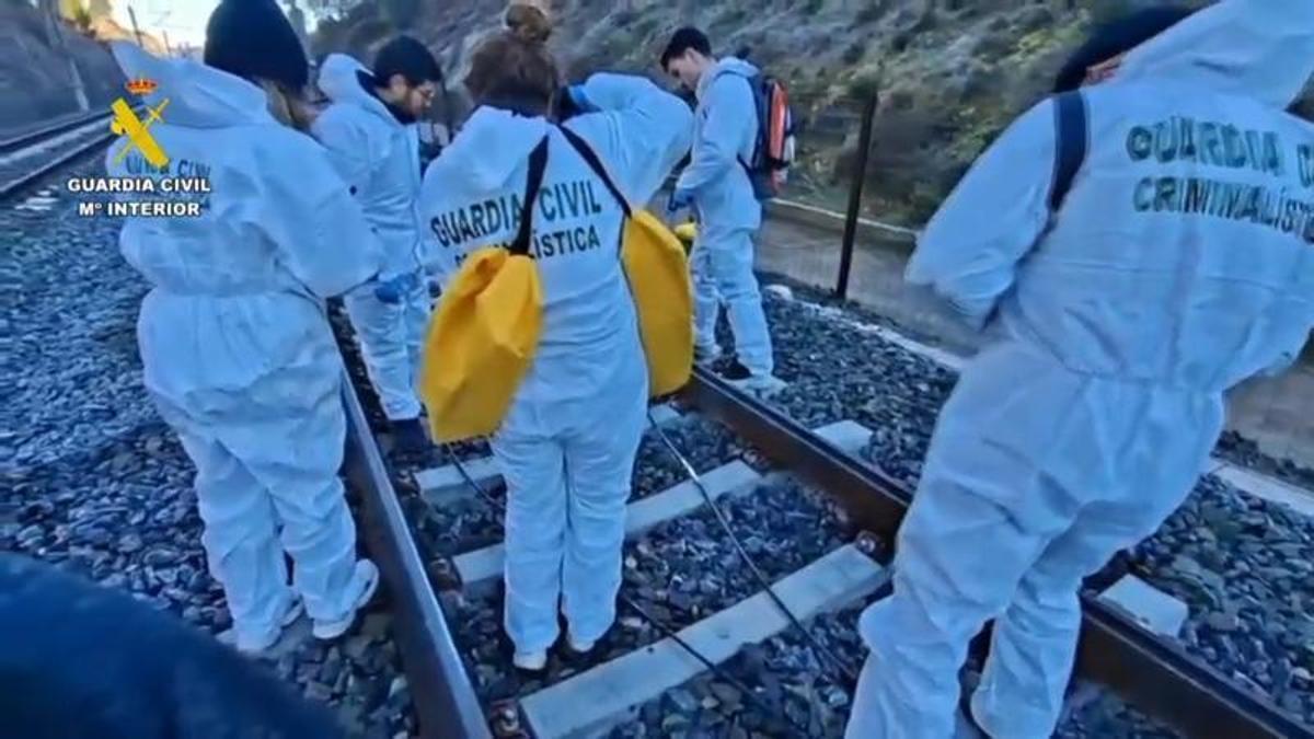 El primer informe de la Guardia Civil no descarta ninguna hipótesis en el accidente de Adamuz