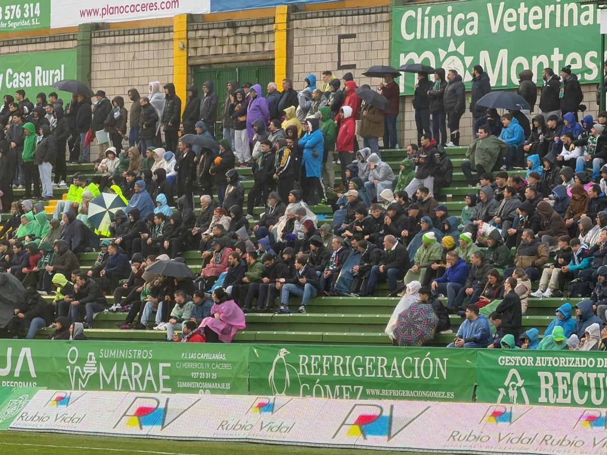 Las imágenes del Cacereño - Barakaldo