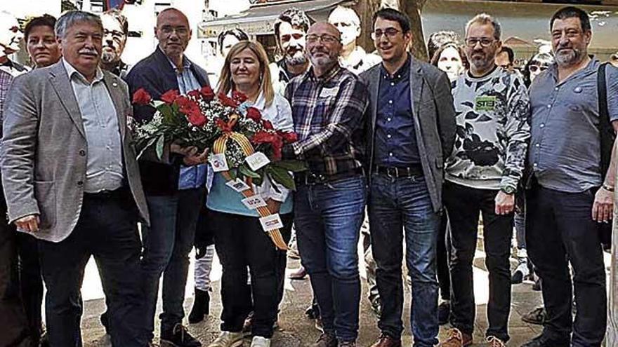 Sindicatos y polÃ­ticos ayer en el RevellÃ­n de San Ferran de Palma.