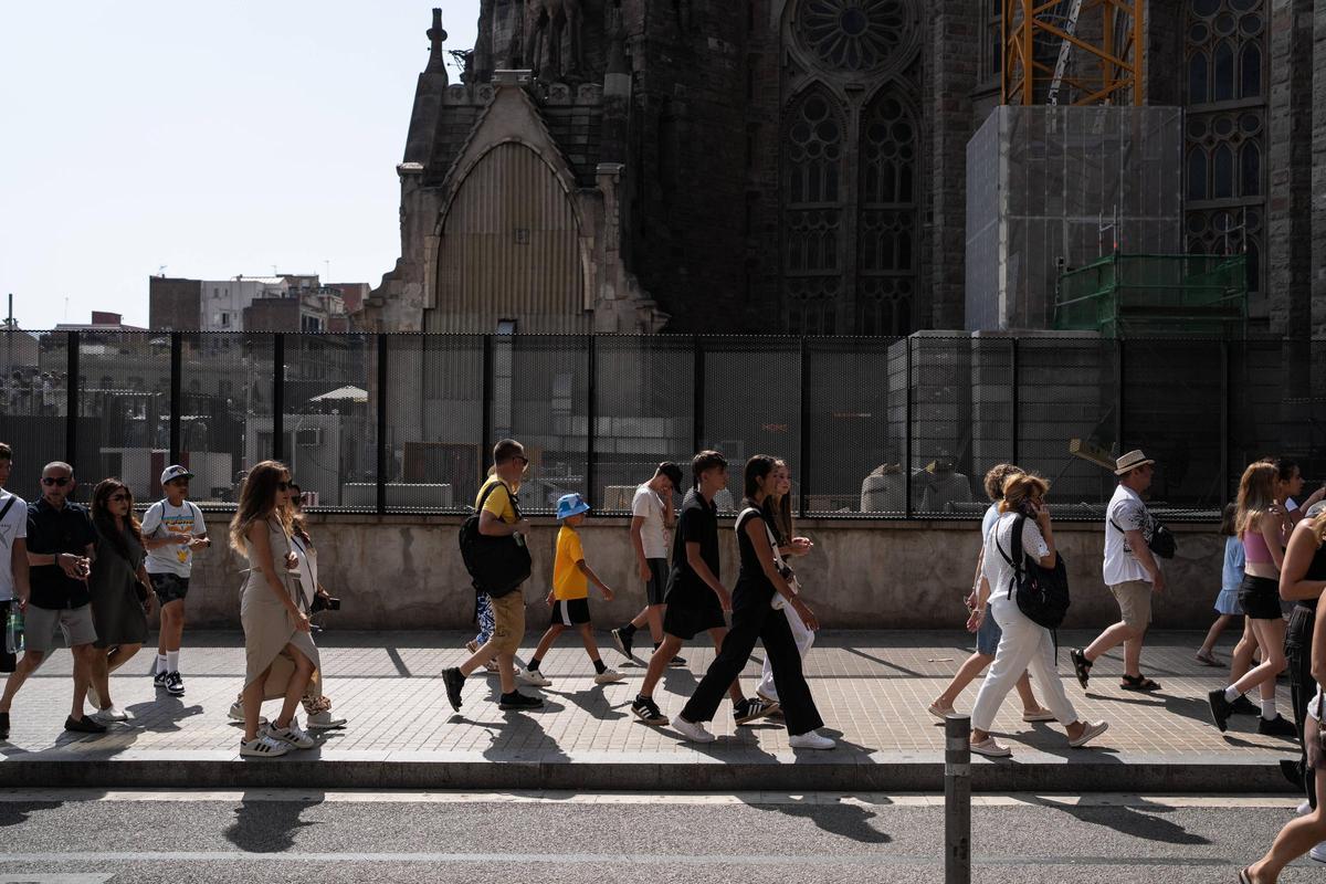 La calle Provença junto a la Sagrada Familia, zona cero de conflictos por la masificación turística