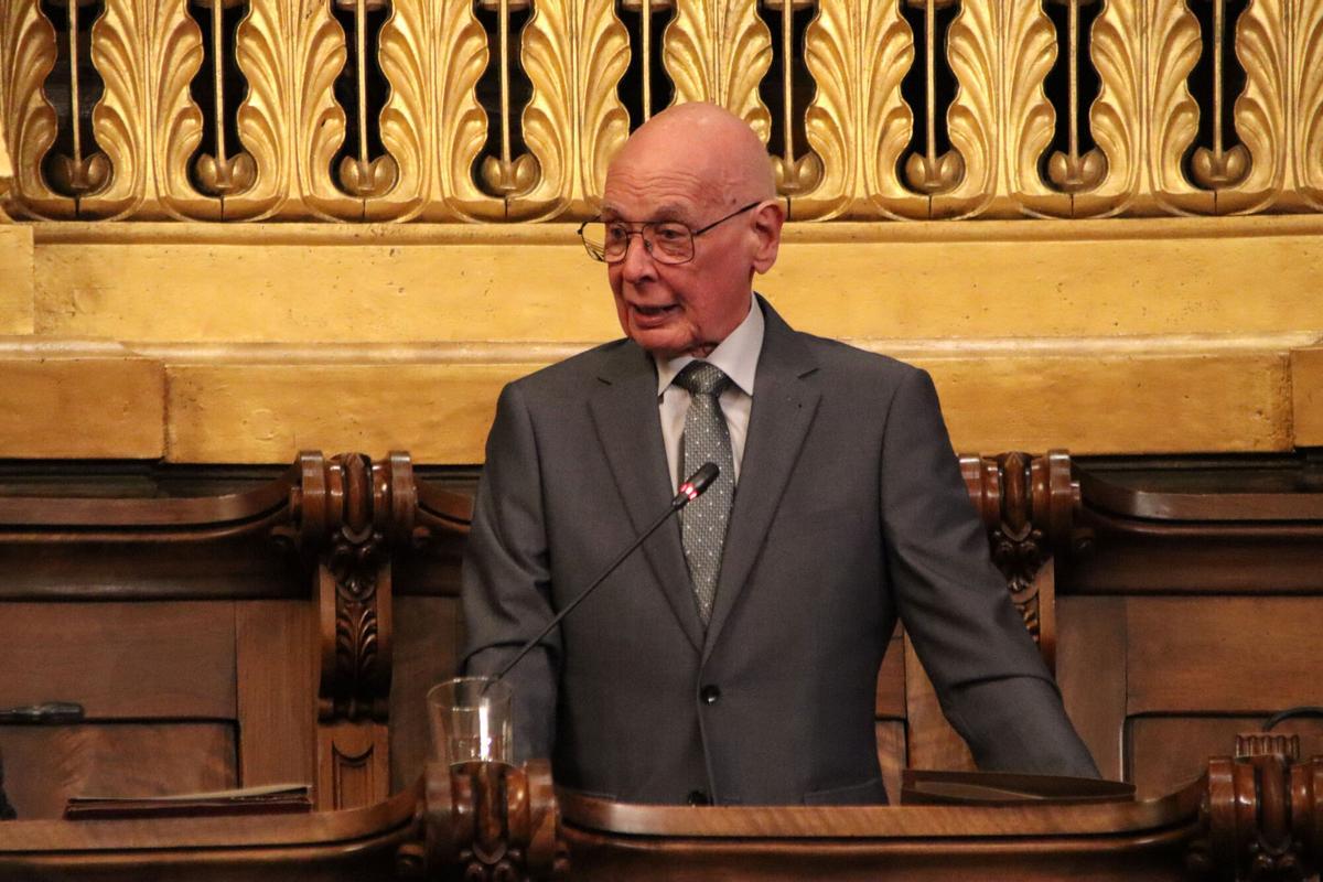 El regidor Lluís Rabell al seu darrer plenari a l'Ajuntament