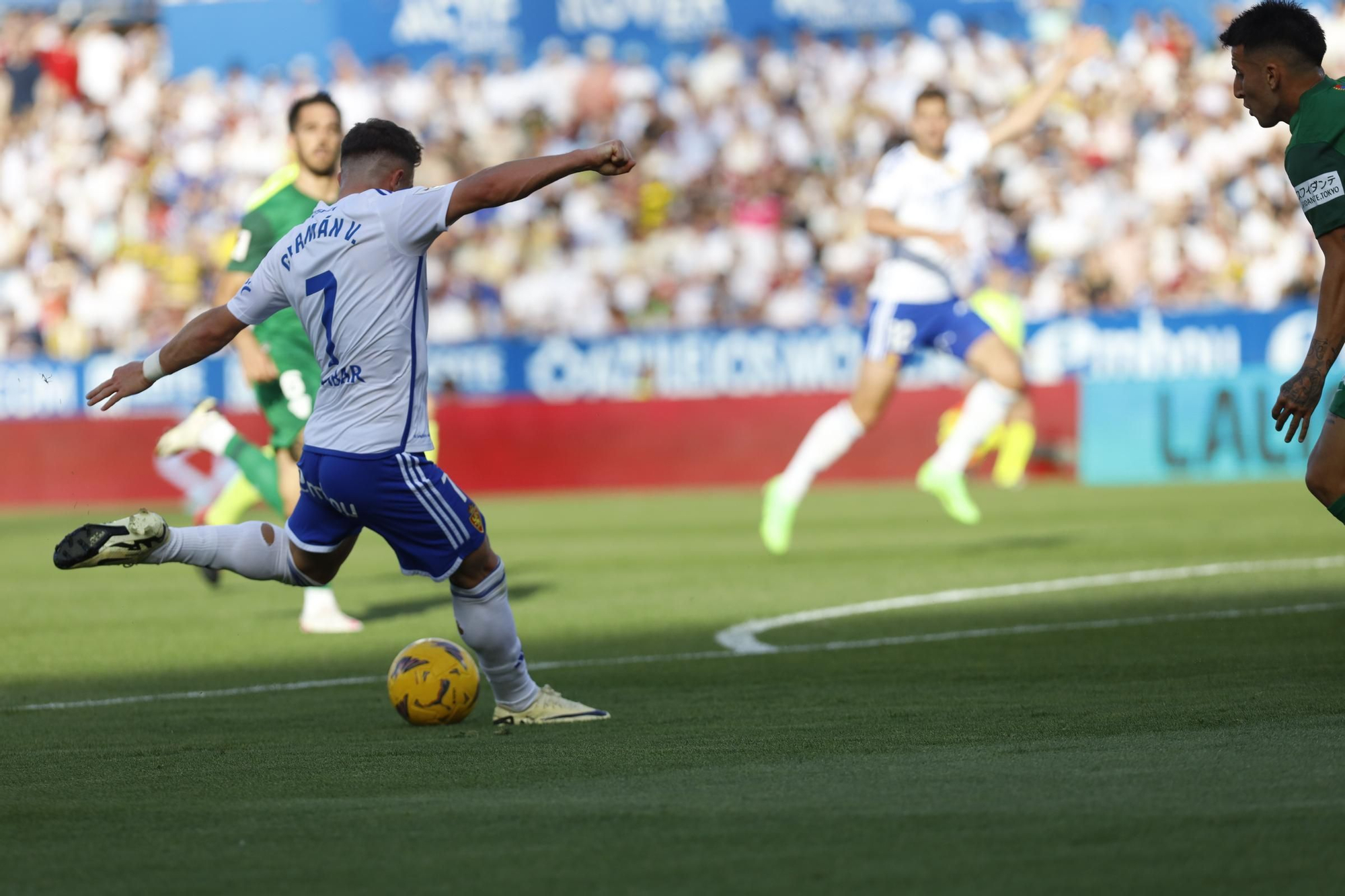 Las mejores imágenes del partido Zaragoza - Elche CF (1-1)