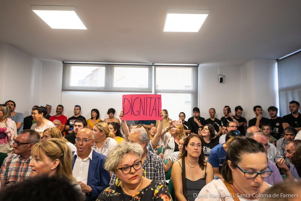 Torra i familiars seus dinamiten el pacte de Santa Coloma de Farners - Se suspèn el ple del matí i se celebra el definitiu a la nit