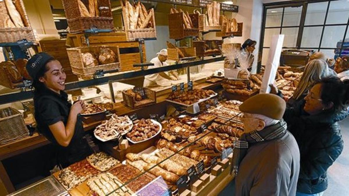 Una panadería de la cadena barcelonesa L'Obrador del Molí, en diciembre del 2011.