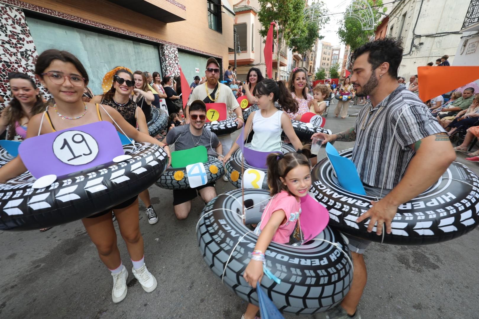 Galería | El Grau disfruta de su desfile de peñas