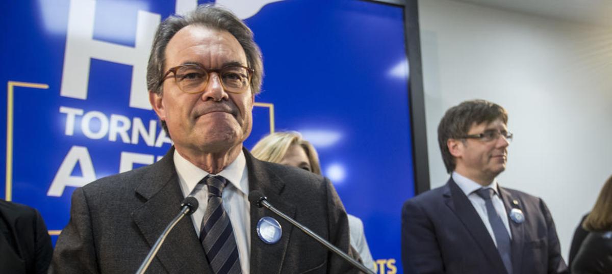 Artur Mas junto a Carles Puigdemont.