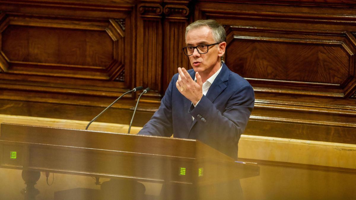 El diputado de ERC, Josep Maria Jové, en el hemiciclo del Parlament.