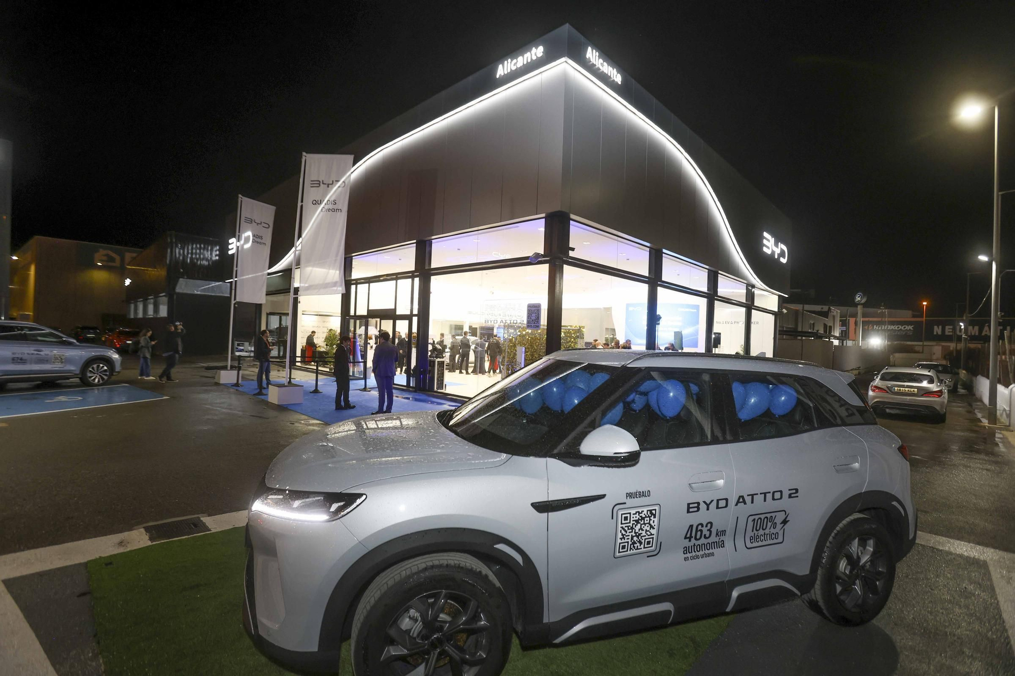 QUADIS Dream inaugura el primer centro BYD en Alicante.