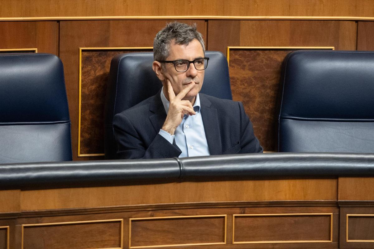 El ministro de la Presidencia, Relaciones con las Cortes y Justicia, Félix Bolaños, durante una sesión plenaria en el Congreso de los Diputados