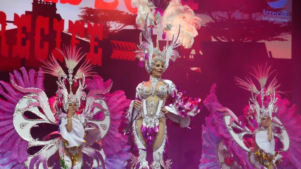 Exhibición de comparsas en el Carnaval de Arrecife 2024