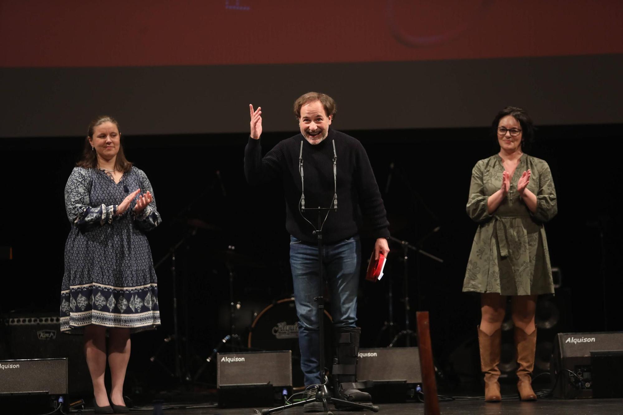 En imágenes | Así fue la entrega de los premios "Amas" en el teatro Filarmónica