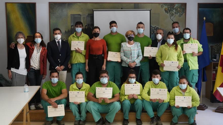 Doce jóvenes concluyen su formación en el programa mixto de Moraleja