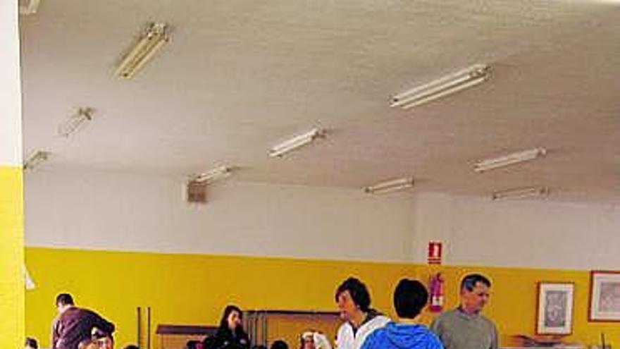 El comedor de un colegio de Blimea, en San Martín del Rey Aurelio.