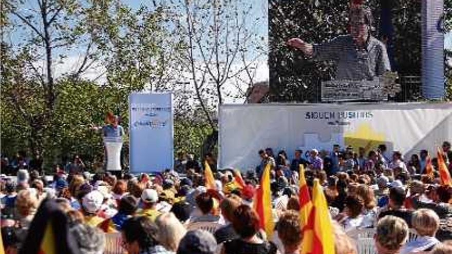 Centenars de militants de Convergència van assistir ahir a l&#039;acte celebrat a Manresa.