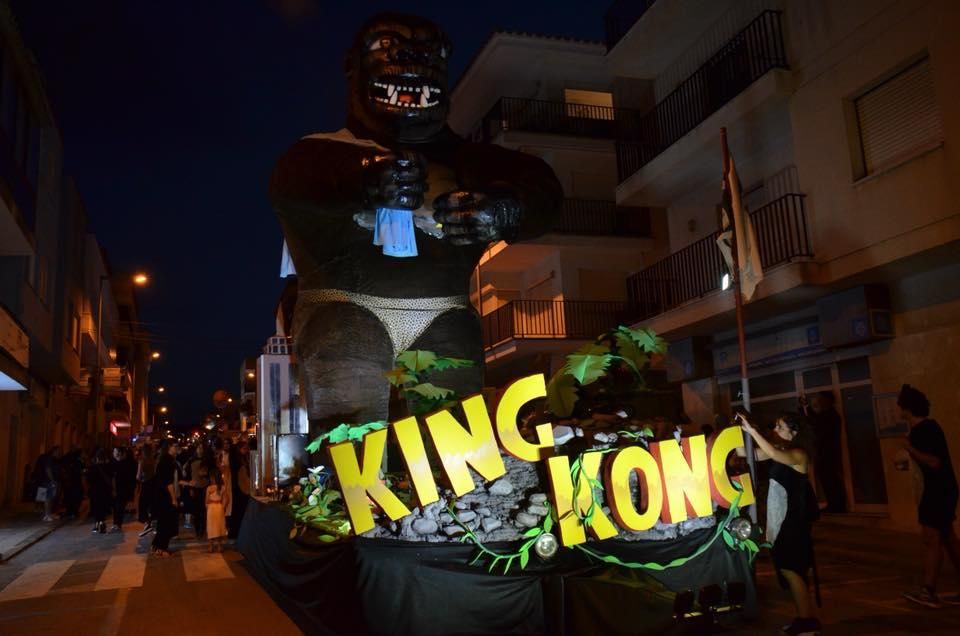 Primera Rua de Carnaval d''Estiu, a l''Escala