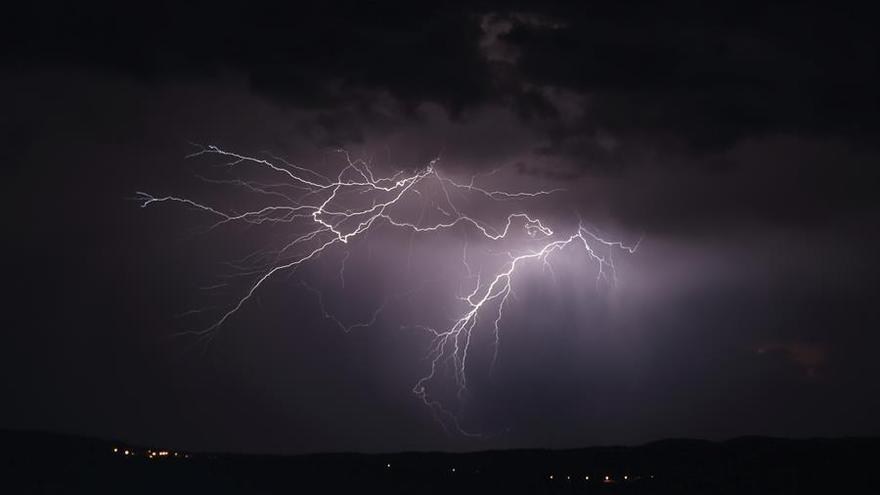 Extremadura registra 518 descargas eléctricas y se esperan más tormentas