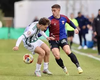 El Eldense se deja dos puntos en Torremolinos