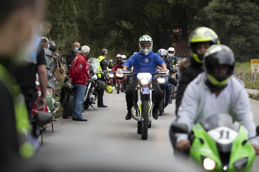 Funeral y despedida motera de Bernard Marcos, el mecánico fallecido en Llanes en un fatal accidente