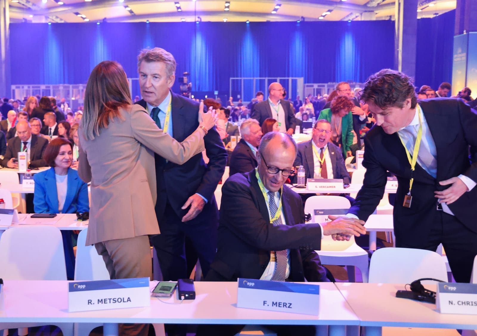 La primera jornada del congreso del PPE en València, en imágenes