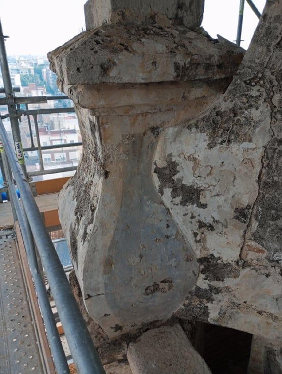 Detalls del campanar de la Col·legiata de Gandia