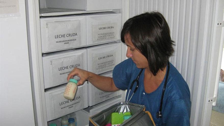 Punto de donación de leche materna en el Hospital Materno Infantil.