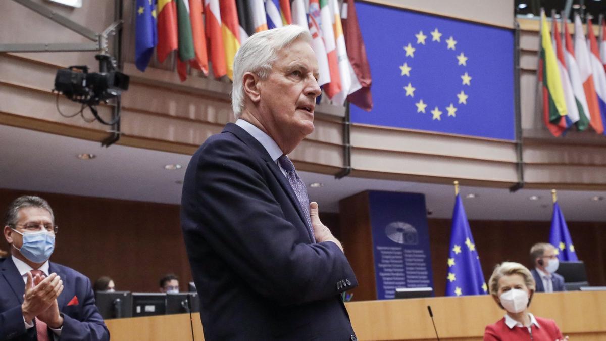 La Eurocámara cierra otro capítulo del Brexit al ratificar el acuerdo con el Reino Unido