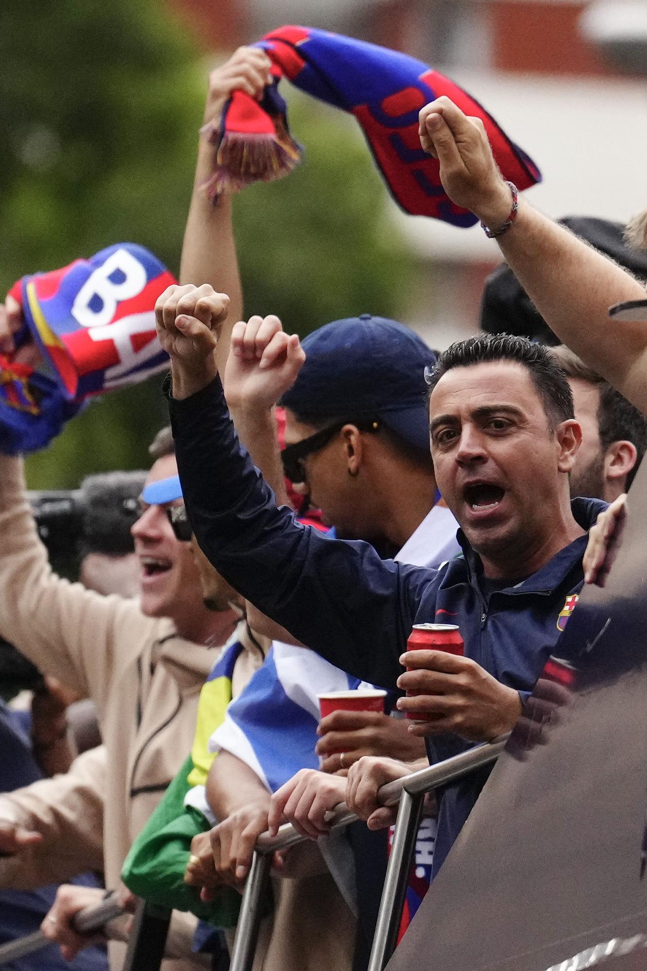 Les millors imatges de la rua de campions i campiones del Barça