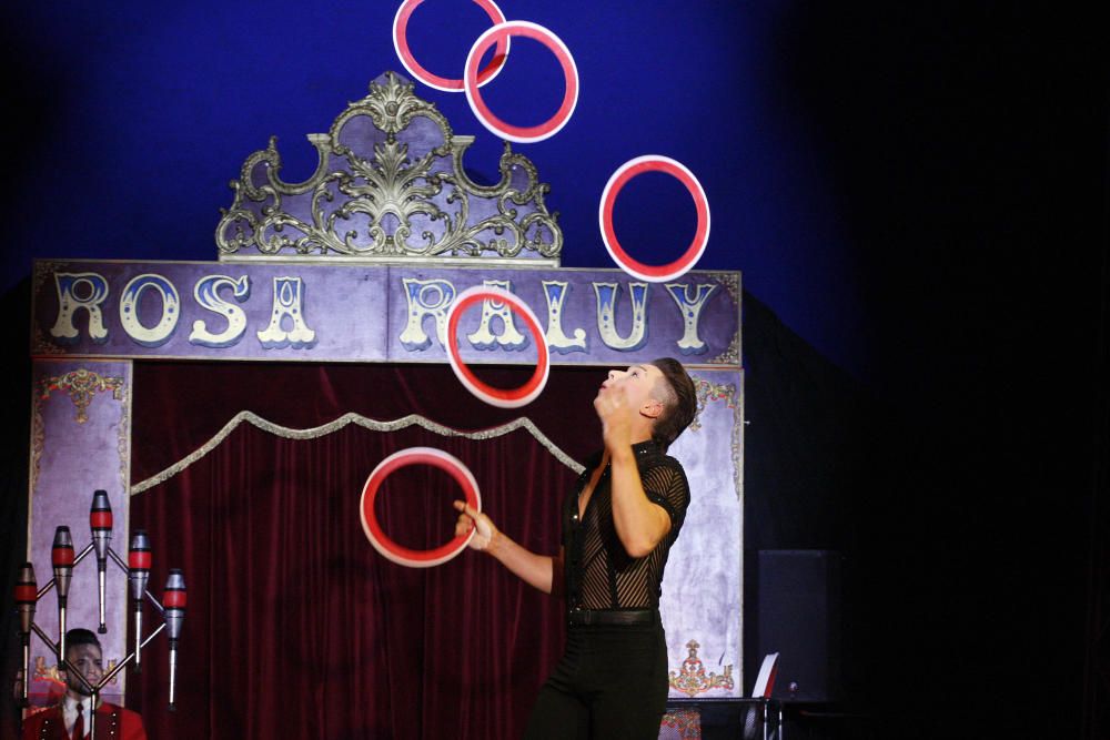 Funcions a la carpa del nou teatre-circ Rosa Raluy