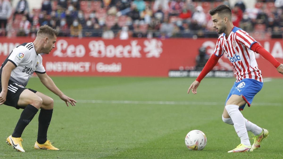 Álex Baena, un dels jugadors en més bona forma del Girona, en acció durant el partit de fa vuit dies contra el Cartagena a Montilivi