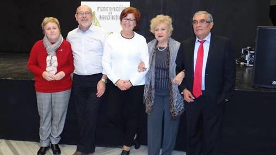 La FAVE de Elda rinde homenaje  a su presidente Antonio Cuenca