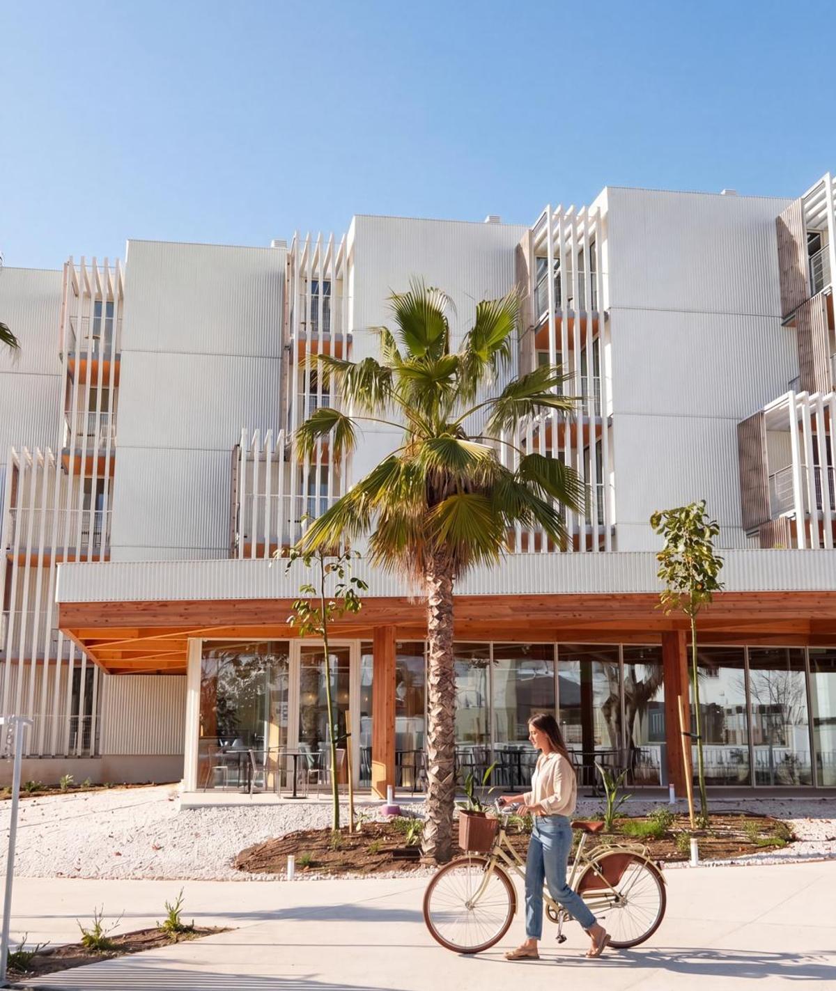 Comercializado por Kategora bajo el nombre de Kategora Oceanika y operado desde marzo bajo la gestión de Kora Living, con el nombre de Kora Olea, proyecta una rentabilidad neta estimada del 7 % | Kategora