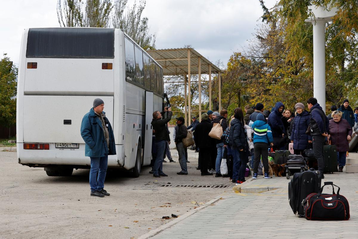 Evacuación de civiles de la ciudad ucraniana de Jersón