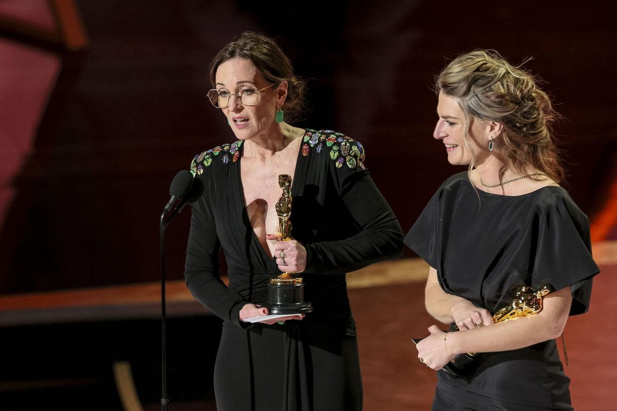LOS ANGELES (United States), 03/03/2025.- Molly OBrien (L) and Lisa Remington accept the Oscar for Best Documentary Short Film for The Only Girl in the Orchestraduring the 97th annual Academy Awards ceremony at the Dolby Theatre in the Hollywood neighborhood of Los Angeles, California, USA, 02 March 2025. EFE/EPA/ALLISON DINNER