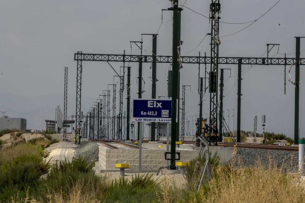 Fomento intensifica las obras del AVE en Elche