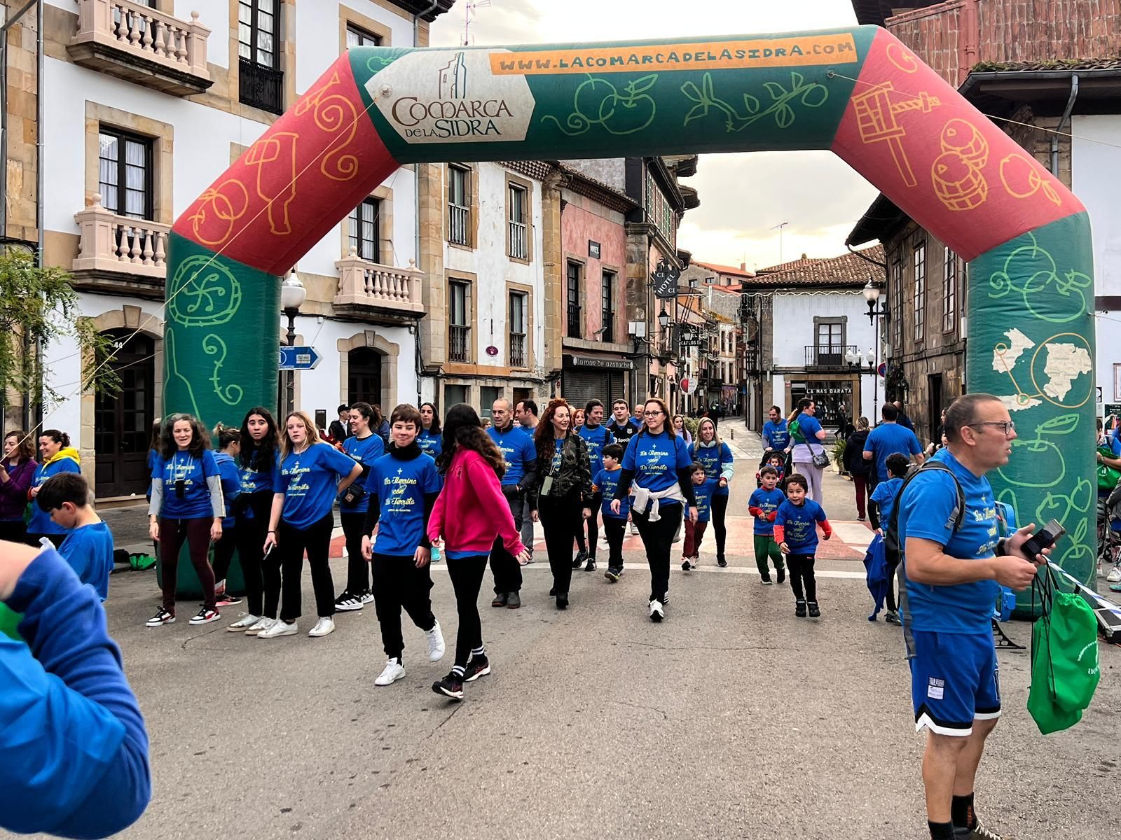 Así fue la marcha "La Tierrina con la Terreta" en Villaviciosa
